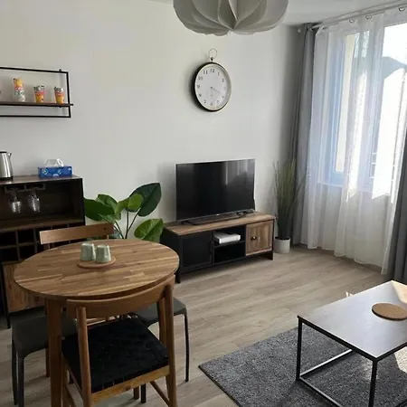 Διαμέρισμα Agreable Et Confortable Pour 4 Personnes